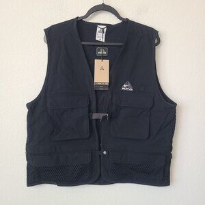 Nike ACG Black Iguana Vest HJ2877-010 Size M/L Black